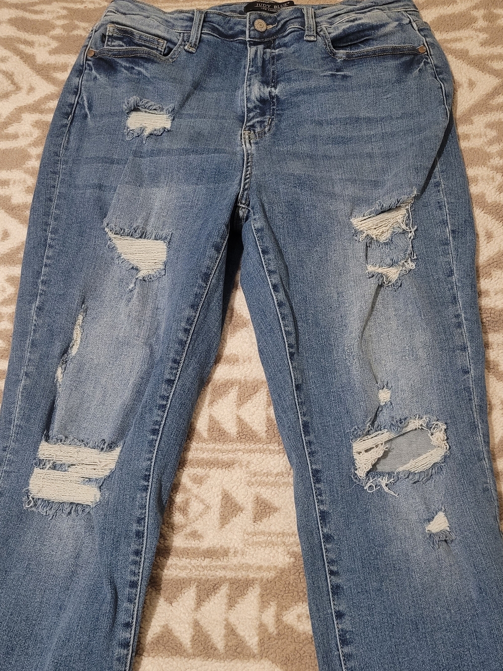Judy Blue Medium Blue Distressed Skinny Jeans